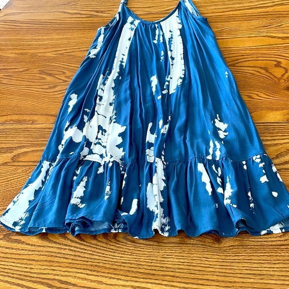 Beautiful Blue Tie Dye Beach Dress - Picture 4 of 9